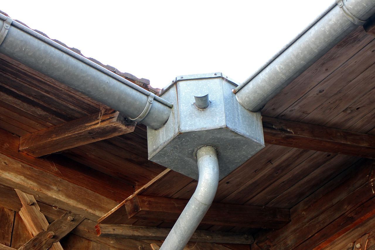 Camille Couverture, chantier de couvreur zingueur à Presles